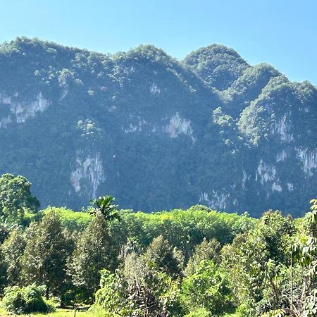 Khaosok Secret Hostel Khao Sok National Park Екстер'єр фото