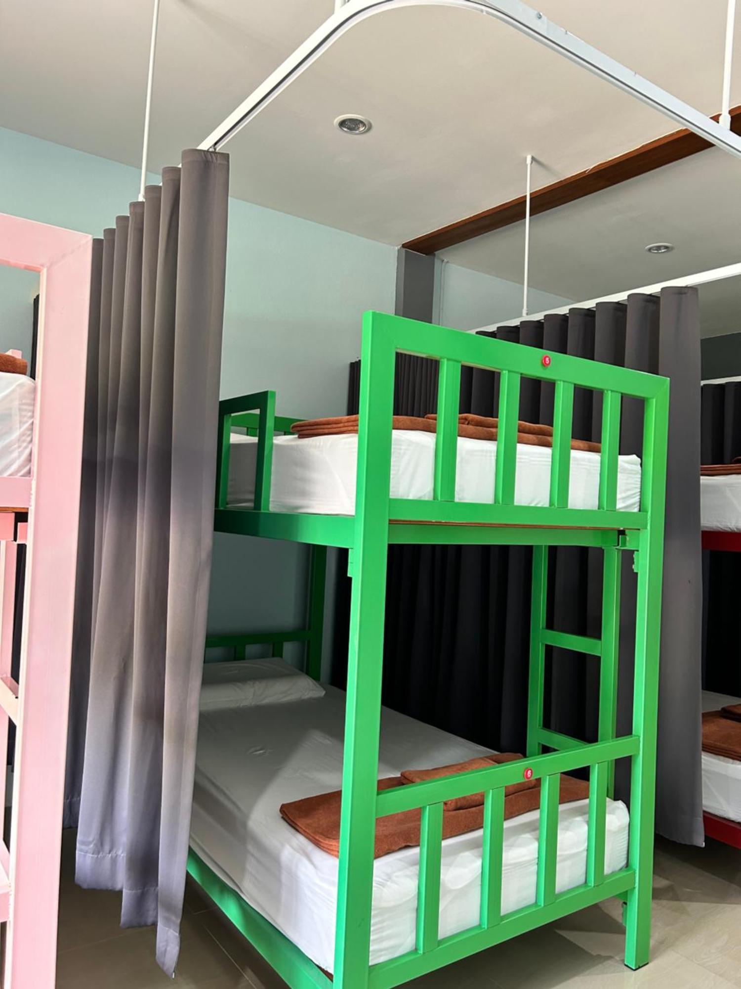 Khaosok Secret Hostel Khao Sok National Park Екстер'єр фото