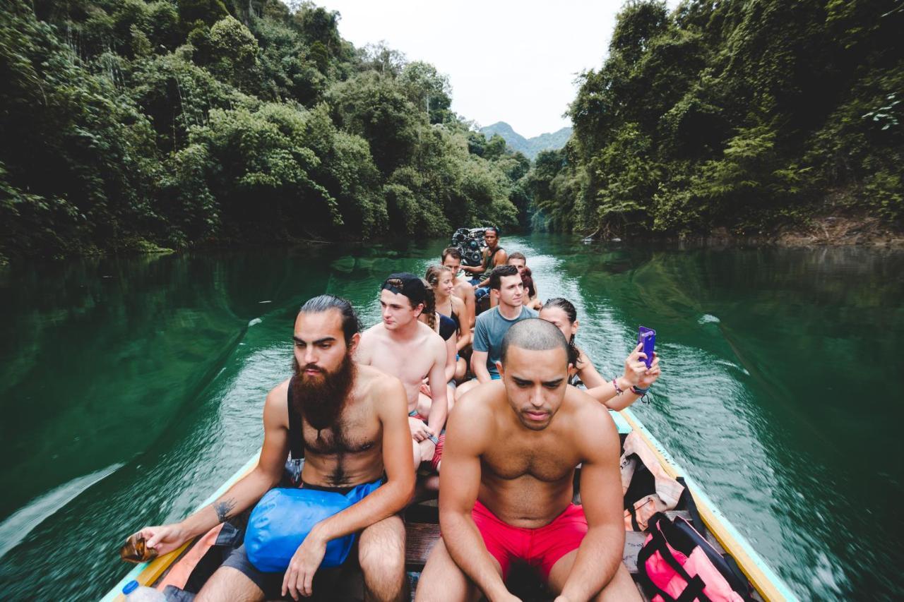 Khaosok Secret Hostel Khao Sok National Park Екстер'єр фото